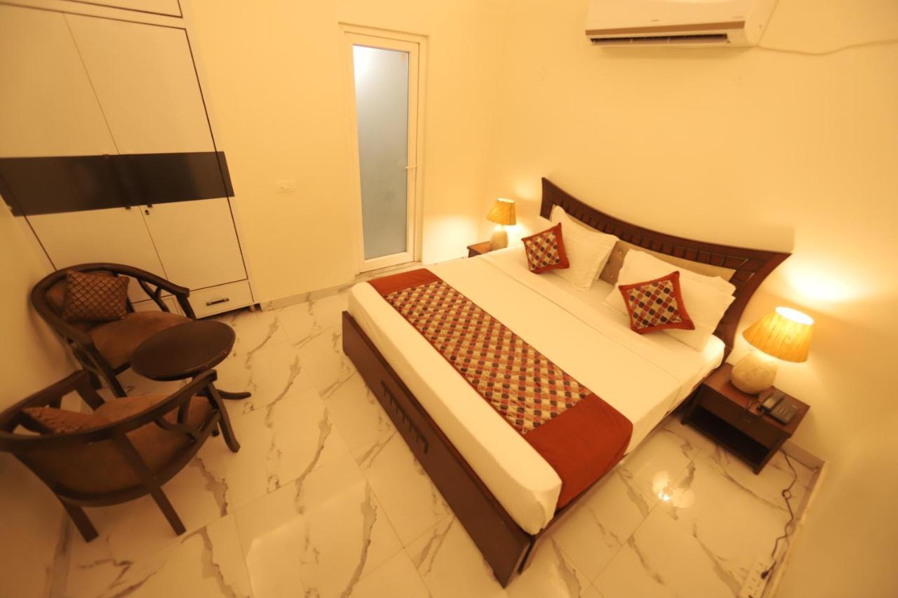 Mandakini Villa New Delhi Bagian luar foto