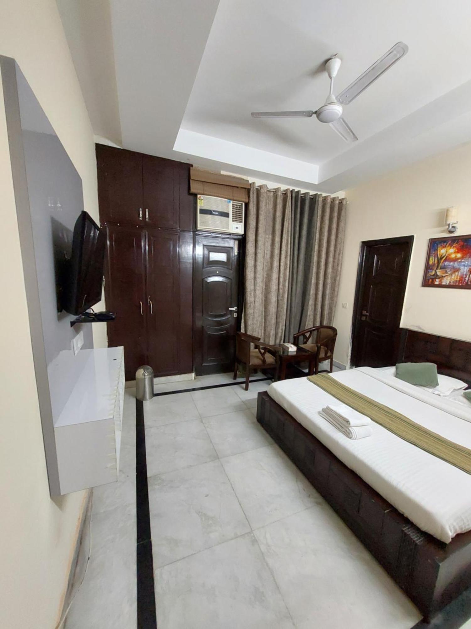 Mandakini Villa New Delhi Bagian luar foto